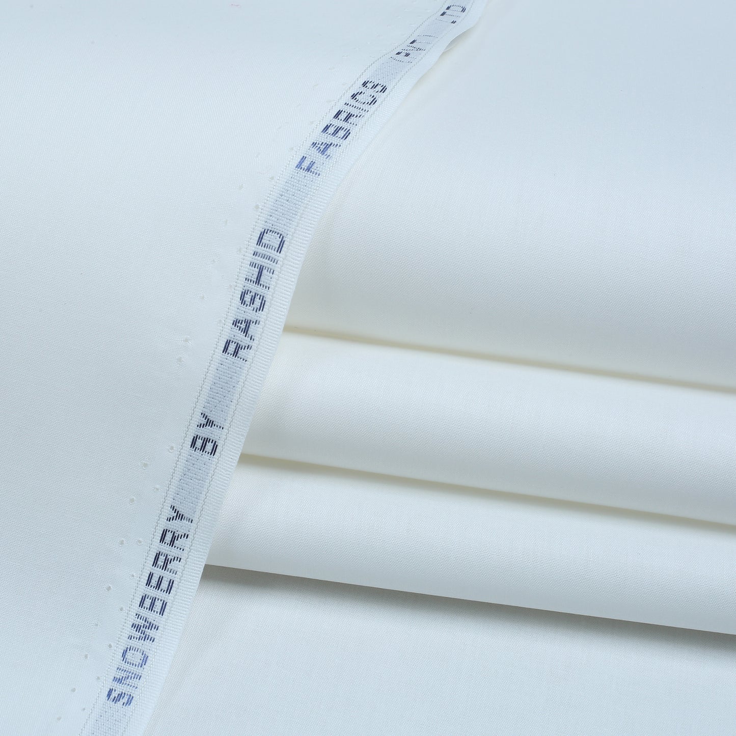 Snowberry Cotton - Semi Stiff Finish