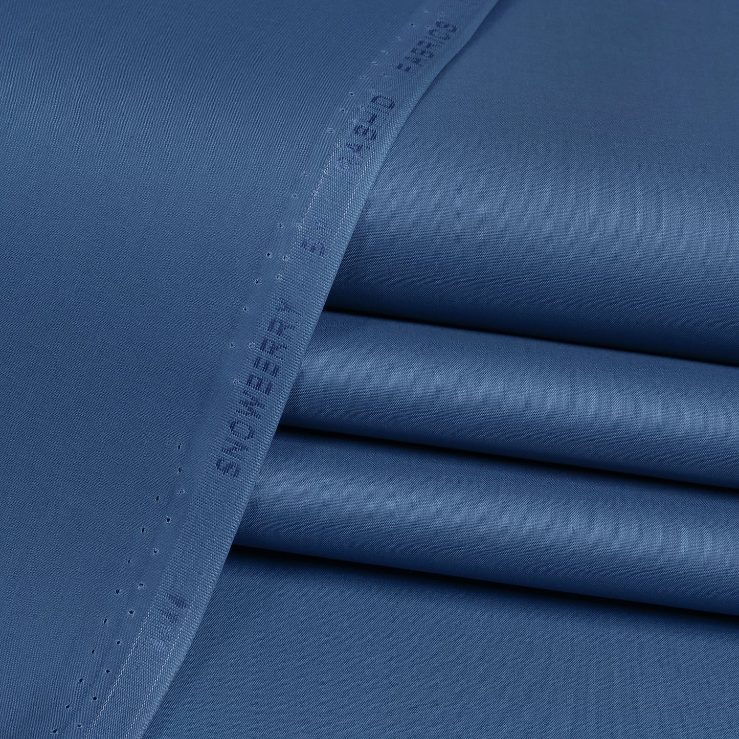 Snowberry Cotton - Semi Stiff Finish