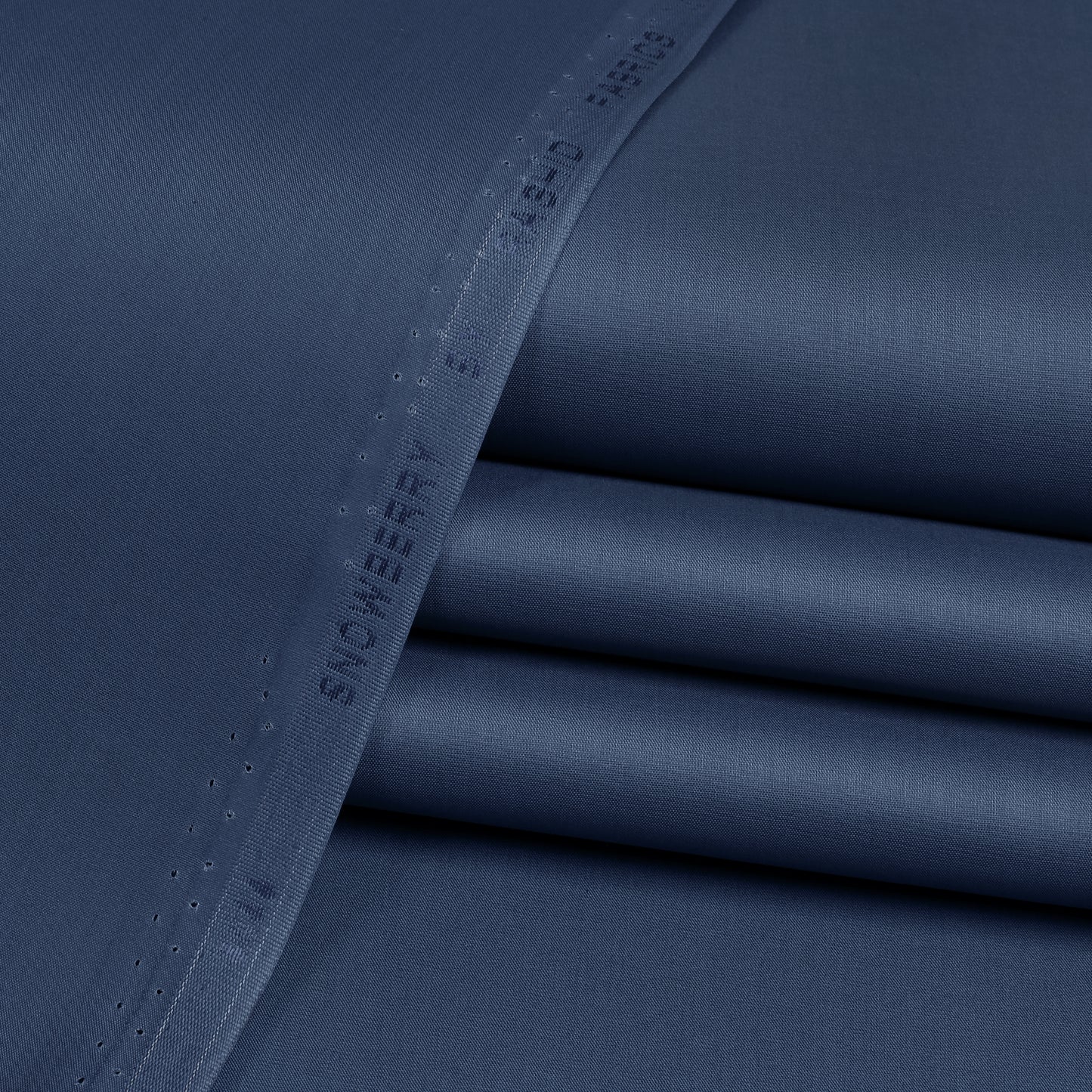 Snowberry Cotton - Semi Stiff Finish