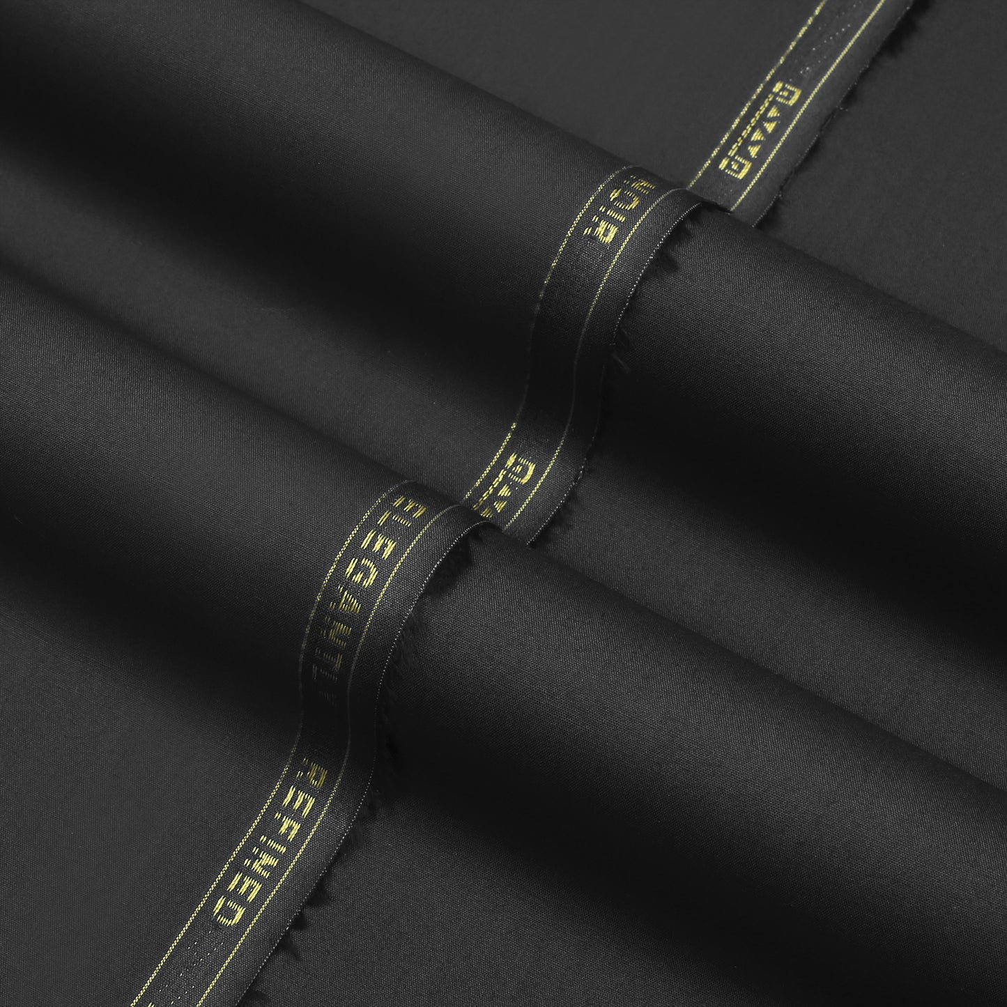 Noir Cotton - Soft Finish