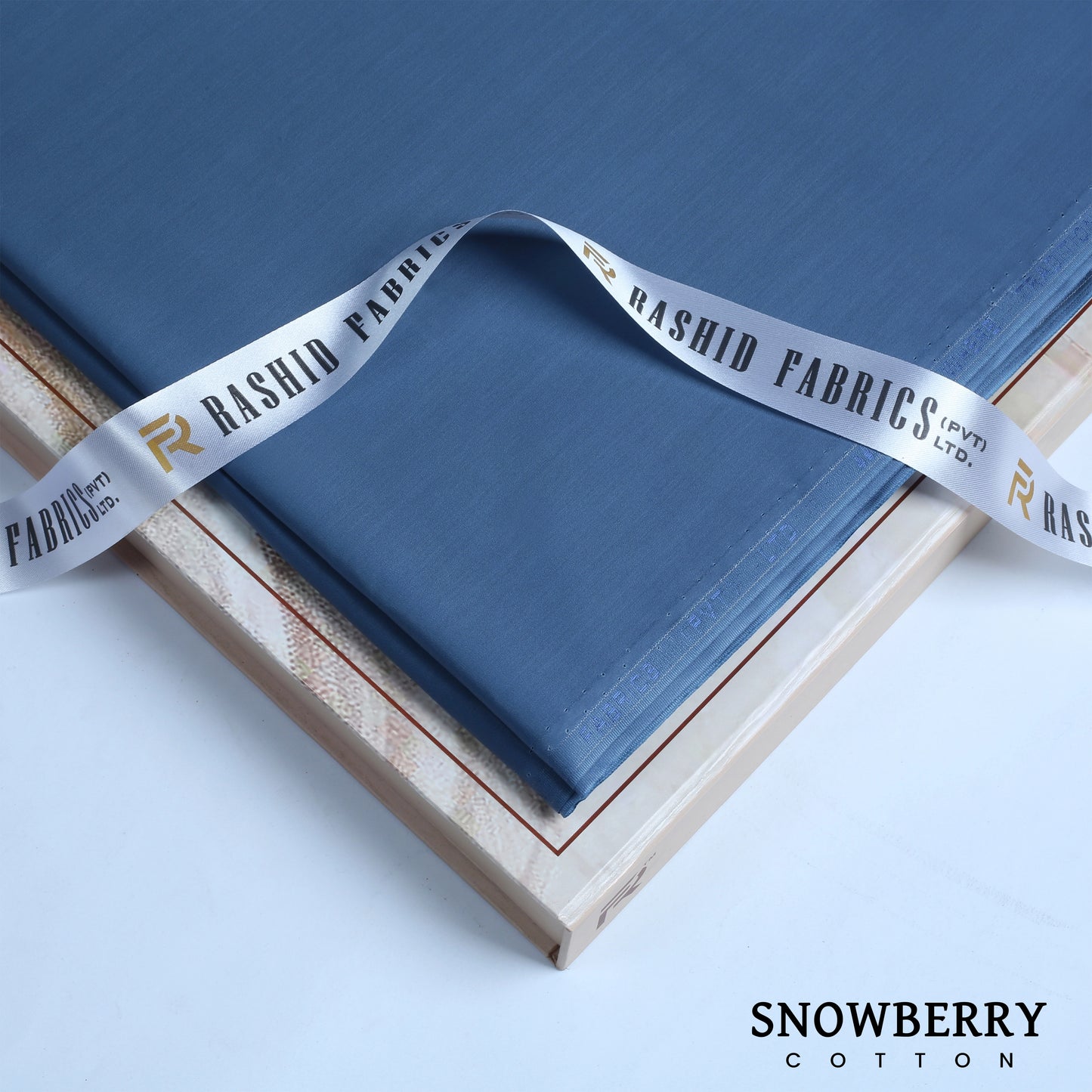 Snowberry Cotton - Semi Stiff Finish