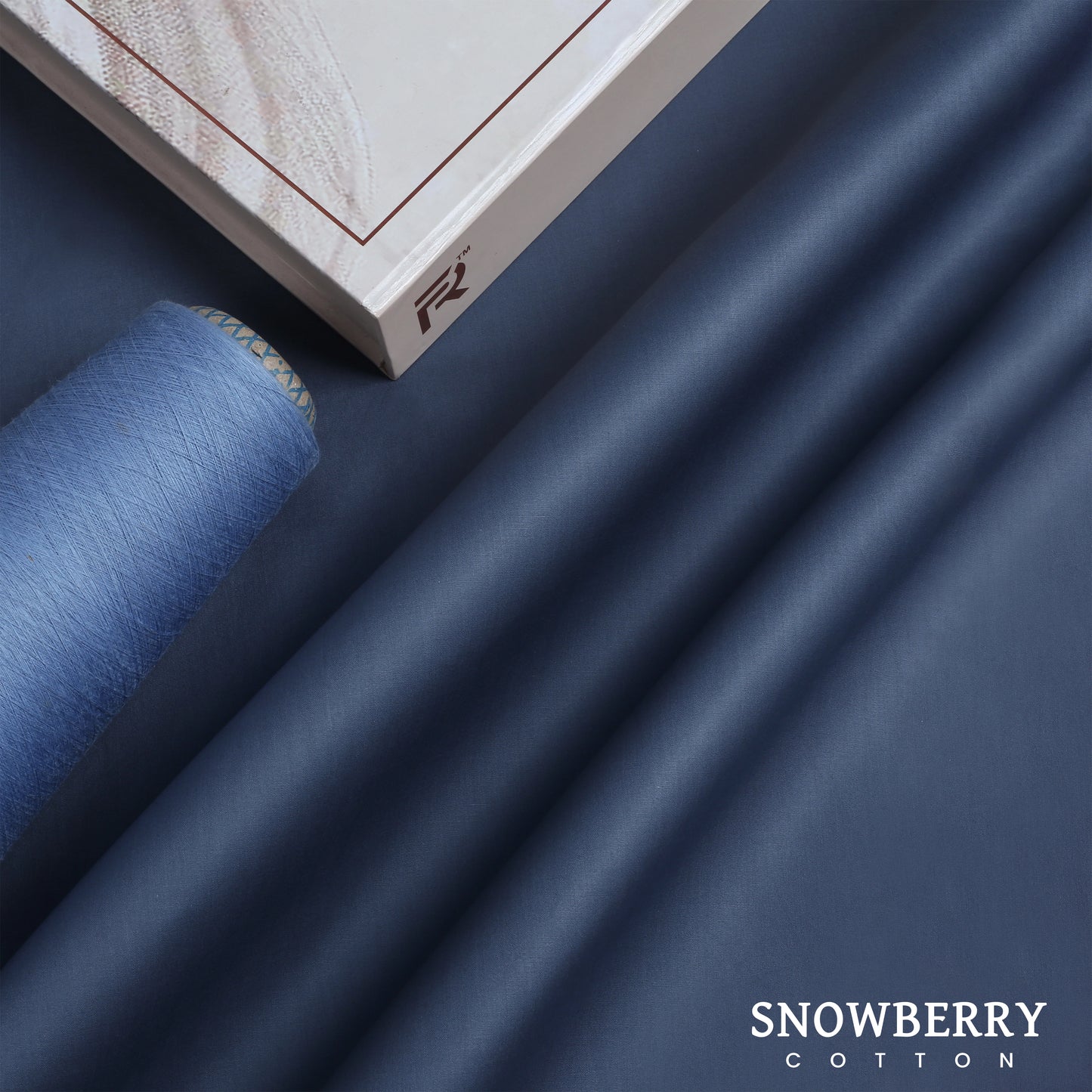 Snowberry Cotton - Semi Stiff Finish