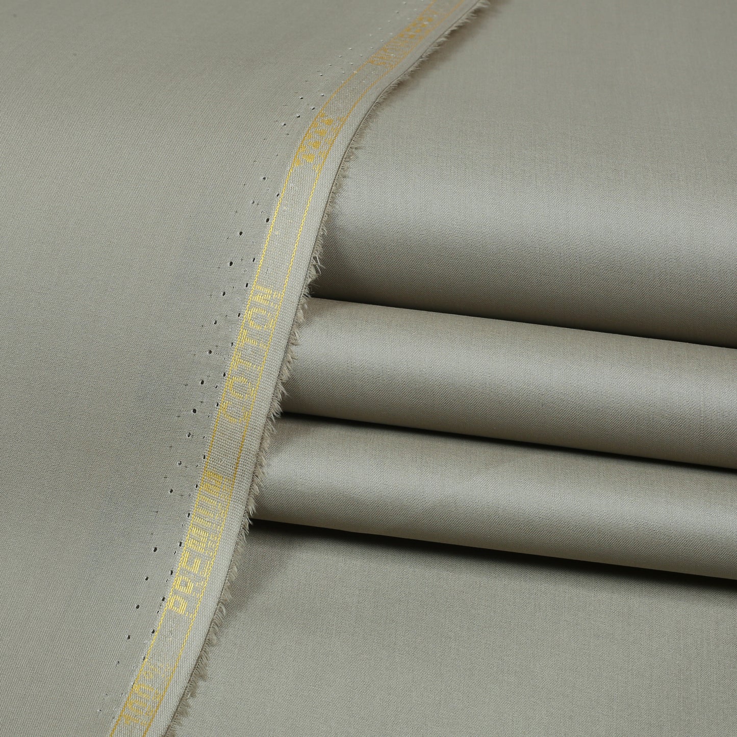 Snowberry Cotton - Semi Stiff Finish