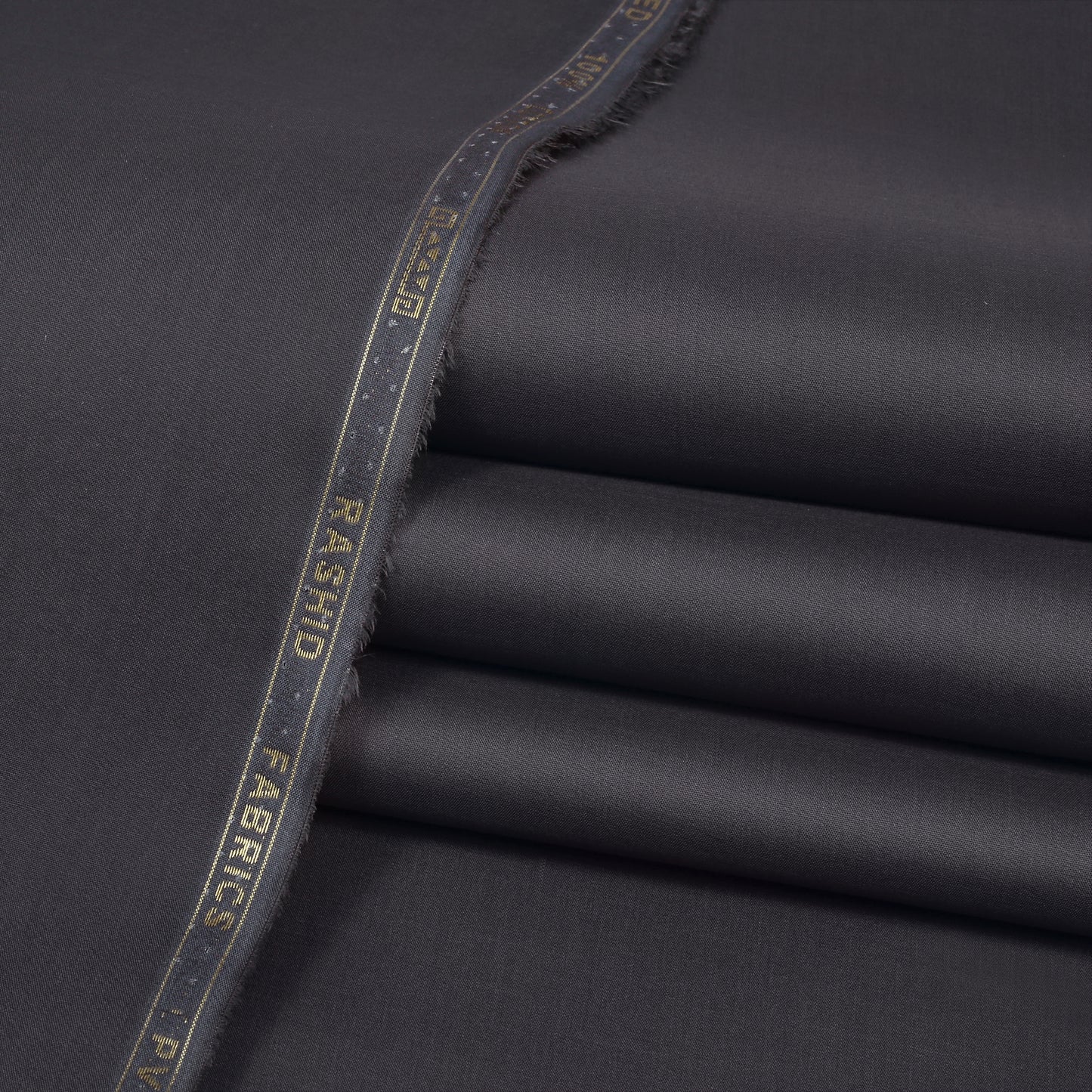 Noir Cotton - Semi Stiff Finish