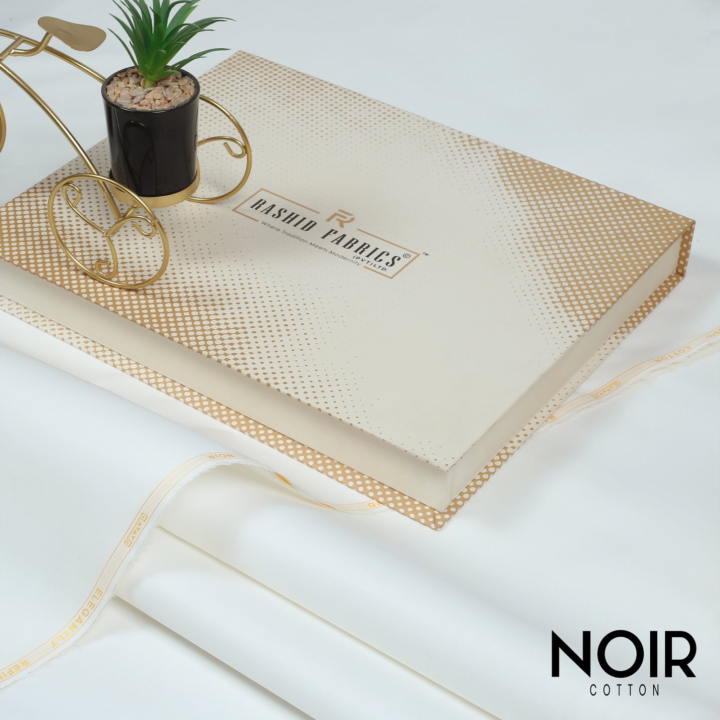 Noir Cotton - Semi Stiff Finish